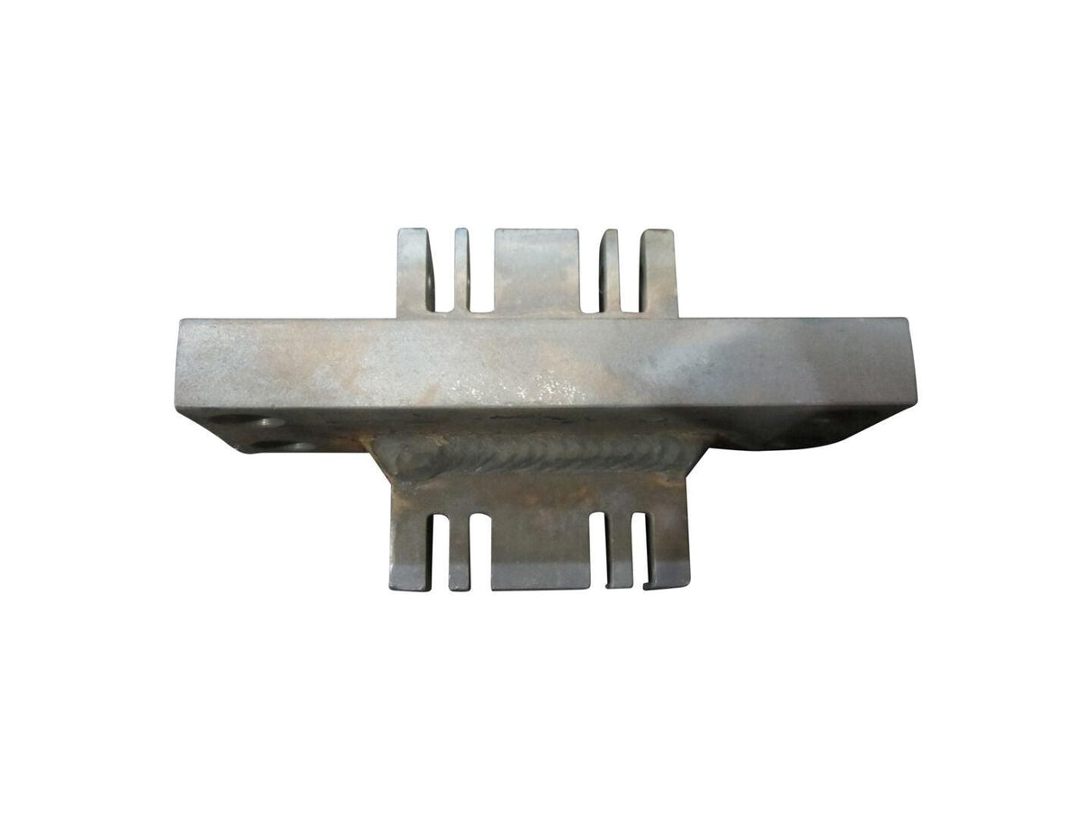 0236585 Chain Attach Assembly