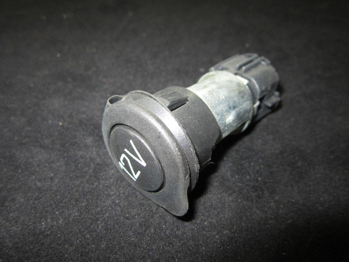 1001095804 Connector