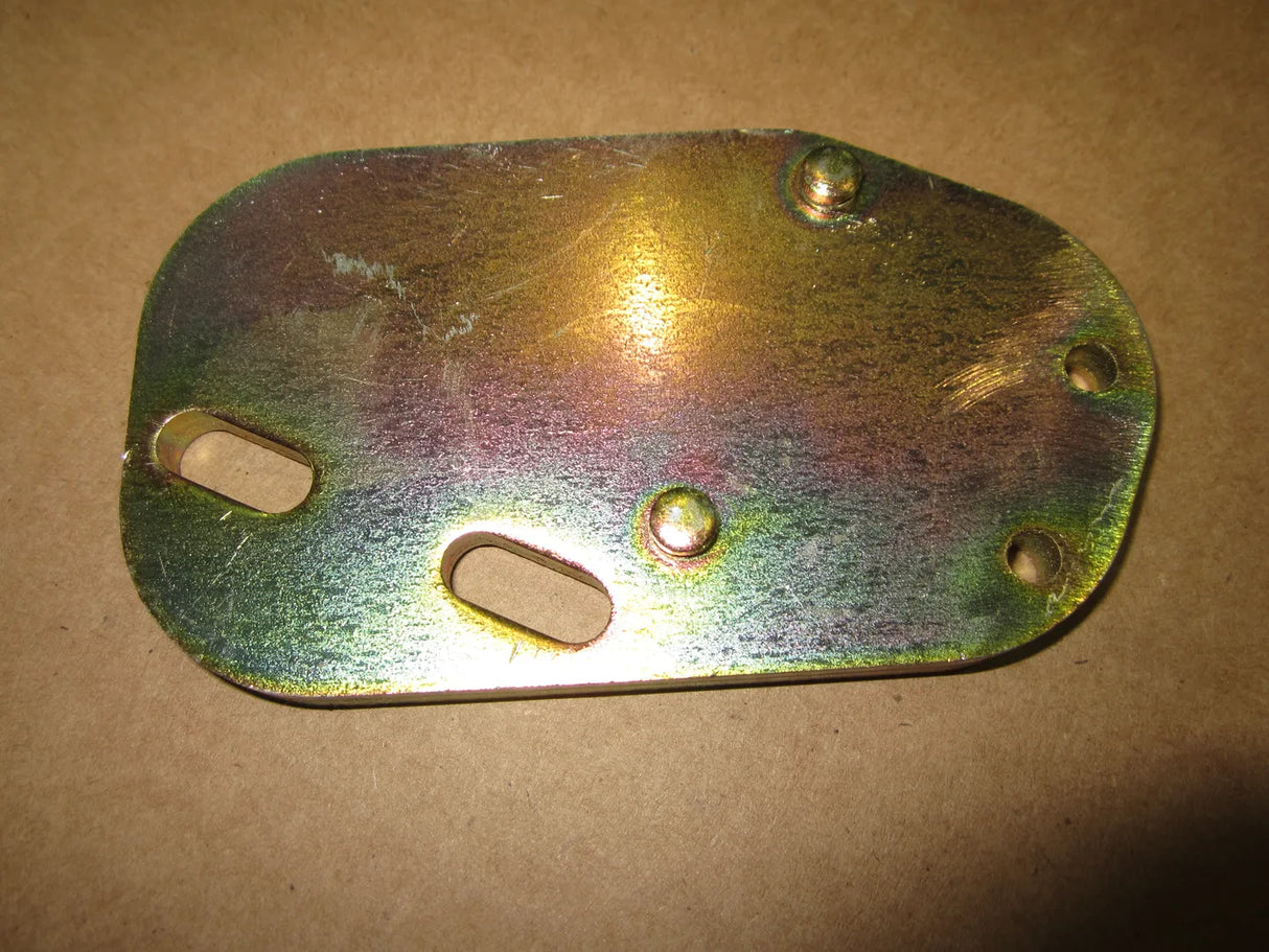 1001109232 Placa, montaje del interruptor de límite | JLG