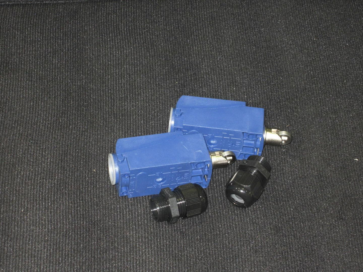 1001120485 PHP Switch Kit