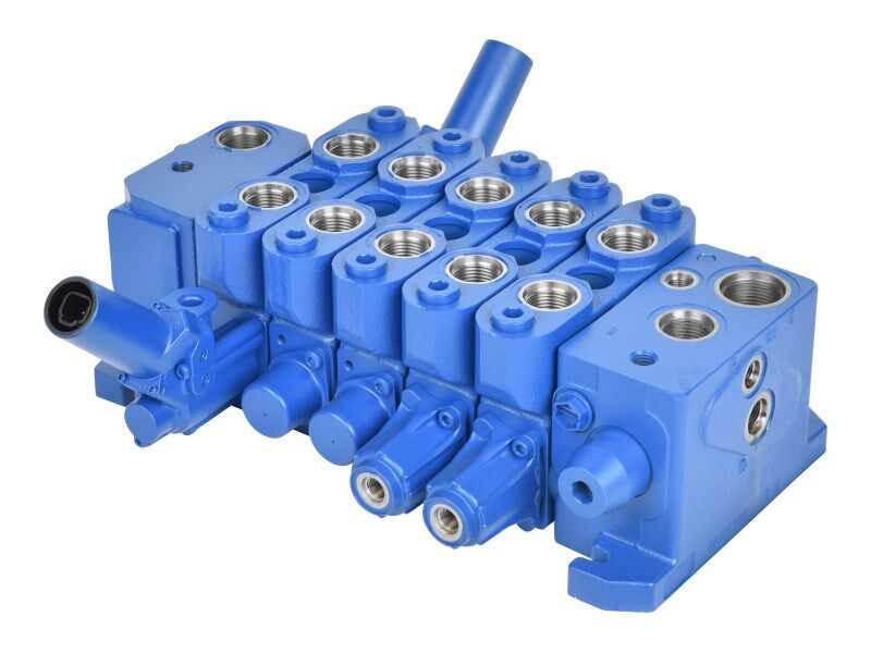 1001157923 Valve, Main Control | JLG