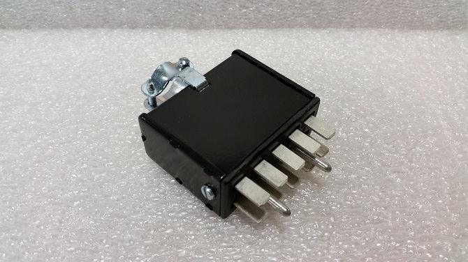 102766 10 Pole Plug Genuine Skyjack