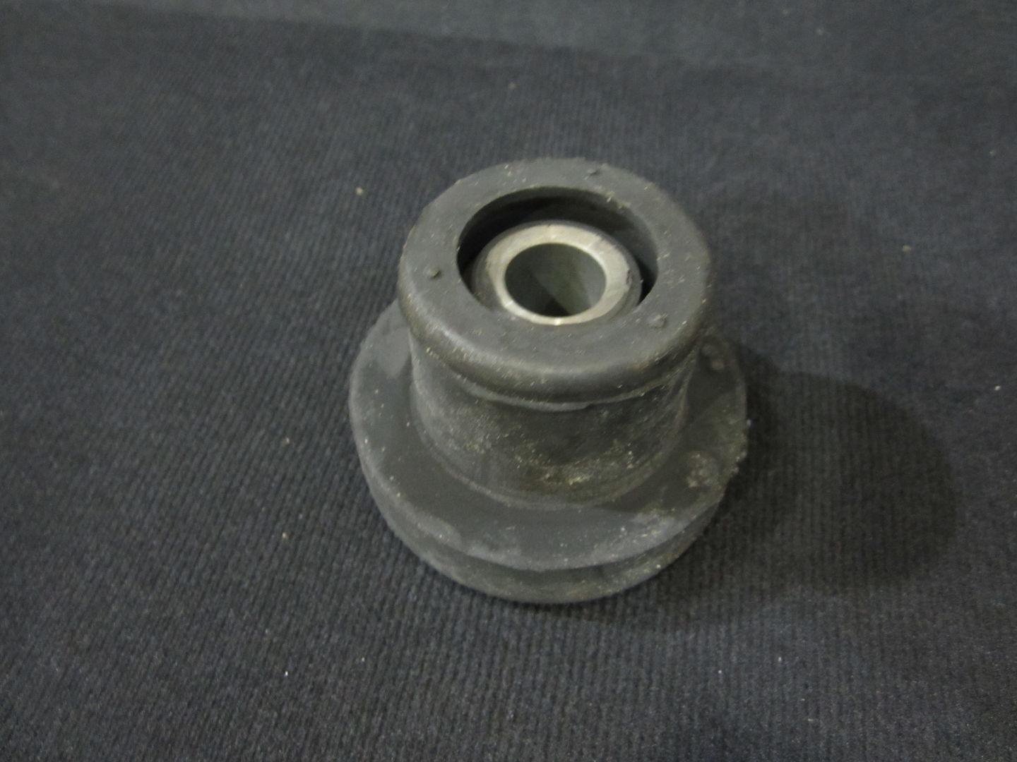 10718181 Mount, Rubber | JLG - BHE Parts Store