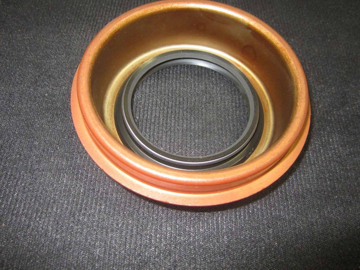 Part Number 10724825 Seal (Lull #P24825) fits JLG