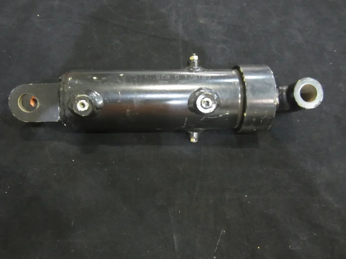 Part Number 1681571 Cylinder, Lockout fits JLG
