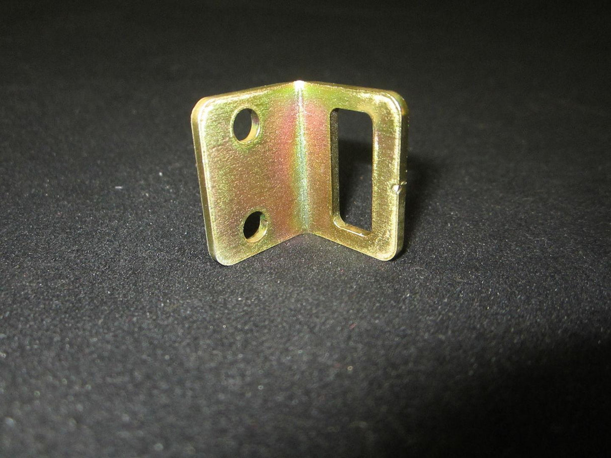2940178 Latch Keeper