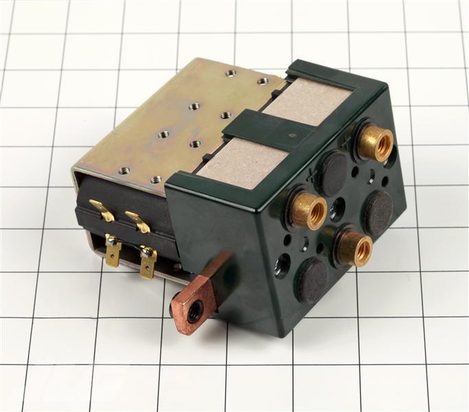 119170 Contactor, Fwd/Rev 24V | Skyjack - BHE Parts Store