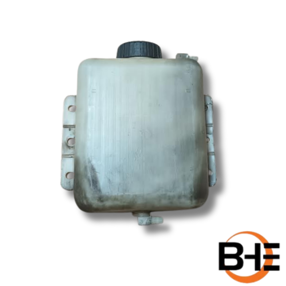 7085422 Radiator Tank Overflow 3 QT (Used) l SkyTrak