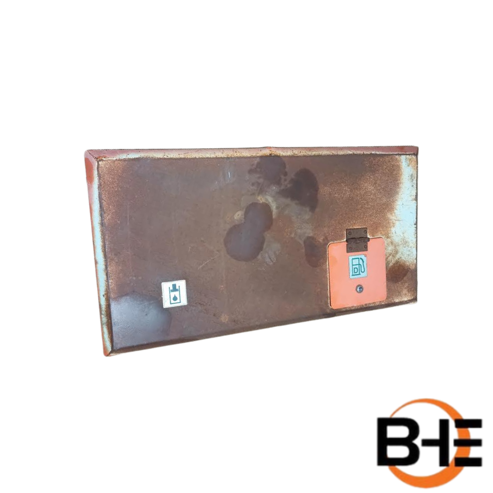 7138614-cover-fuel-hyd-tank-used-skytrak