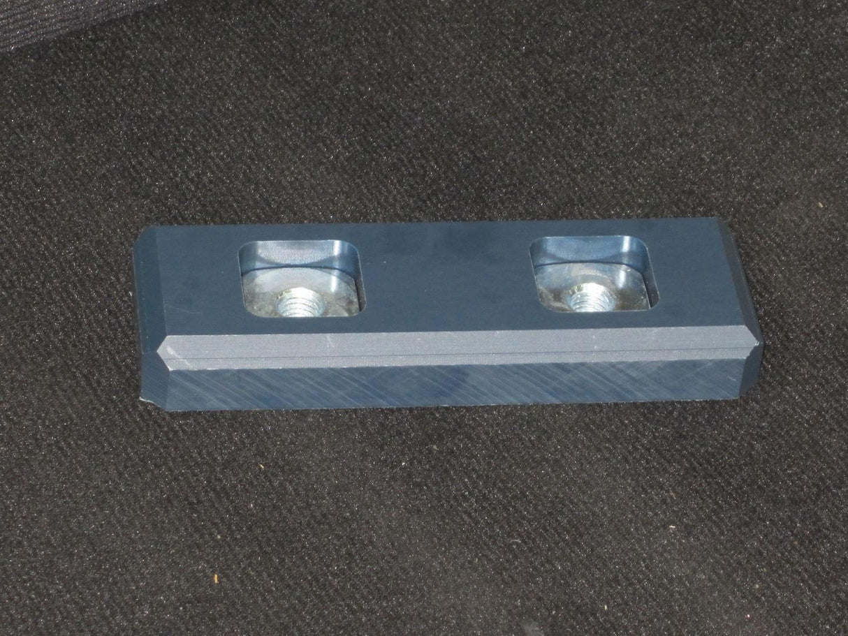 7300032 Wear Pad Assembly Molded (G2) | JLG - BHE Parts Store