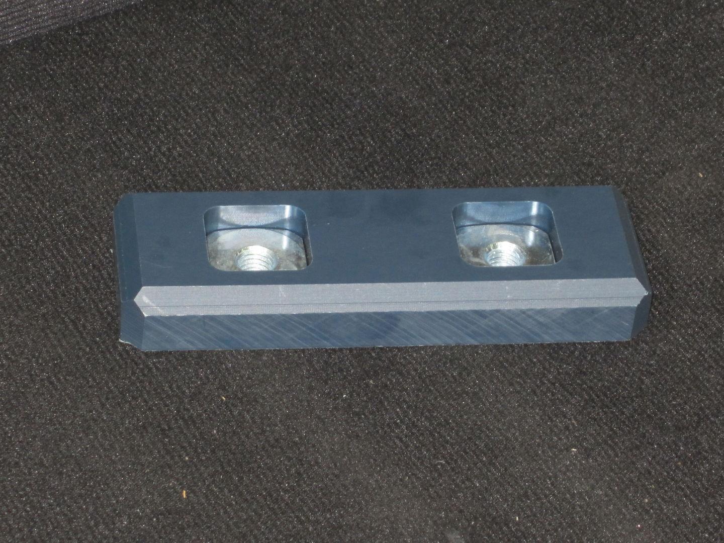 7300032 Wear Pad Assembly Molded (G2) | JLG - BHE Parts Store