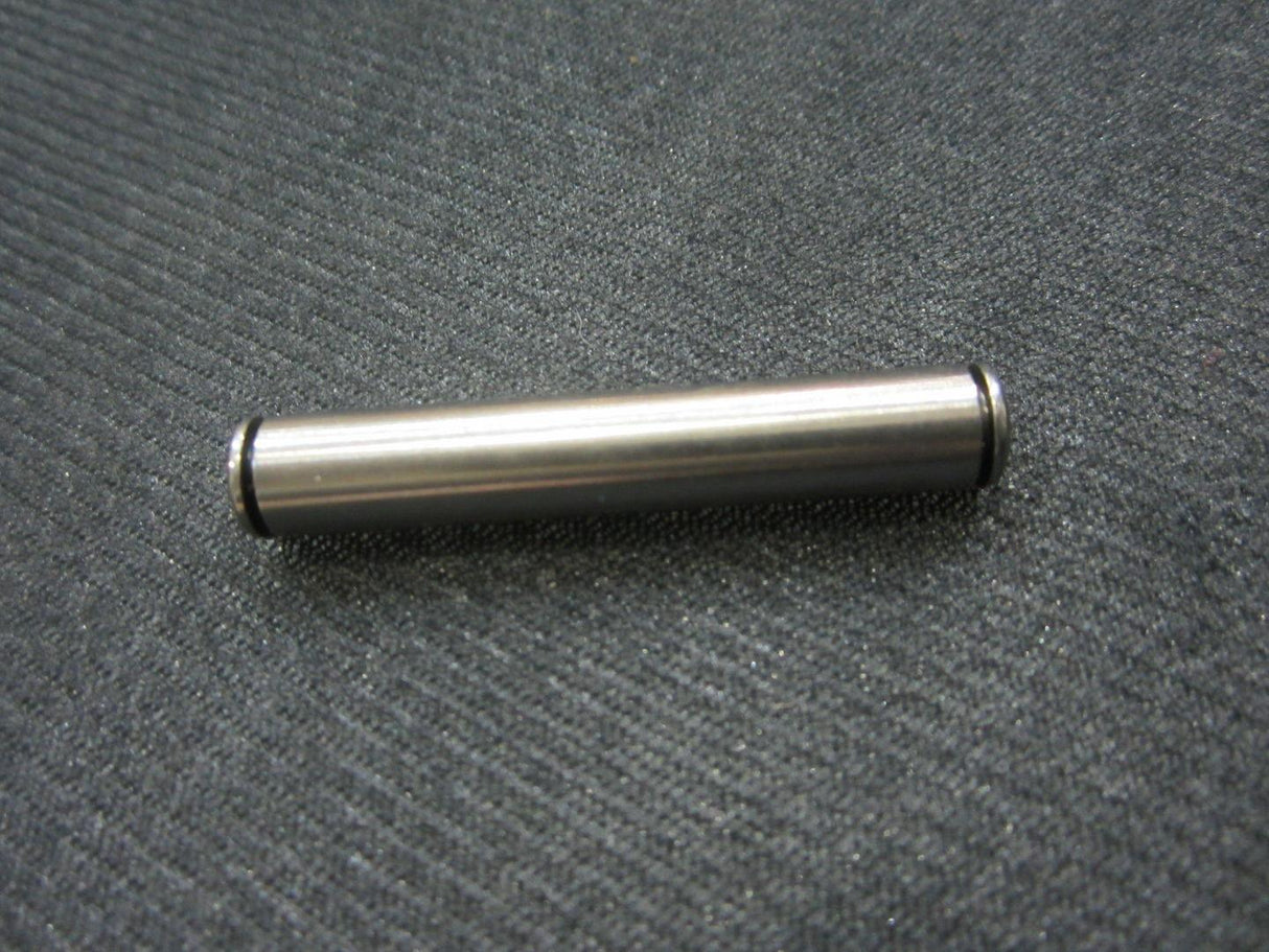 8124138 Pin Clevis For Bl666 Leaf Chai