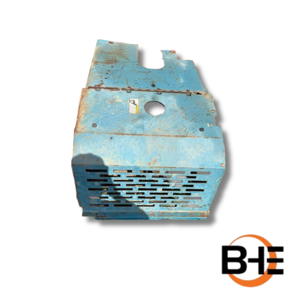 91326021-Engine-Cover-91376001-Radiator-Cover-Used-Gradall