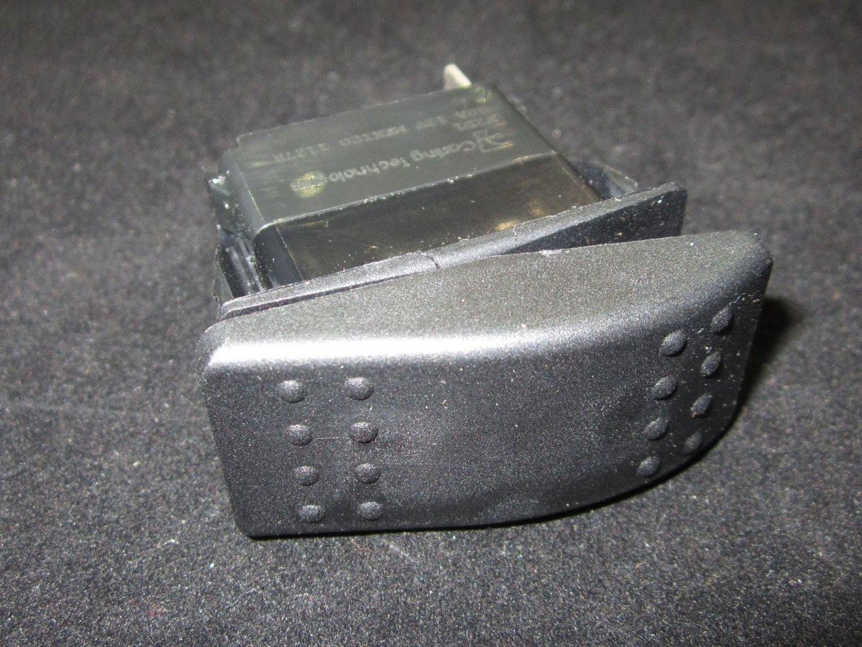 91404330 Horn Switch W/ Actuator | JLG - BHE Parts Store