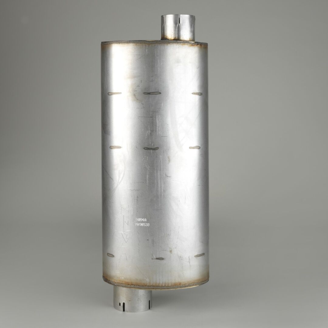 M090538 D/S, Muffler, Oval Style 2 | Donaldson