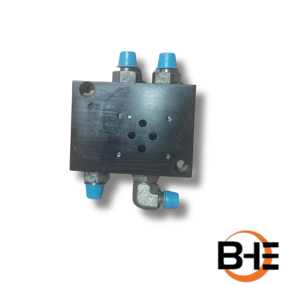 8902111-steer-select-valve-subplate-used-skytrak