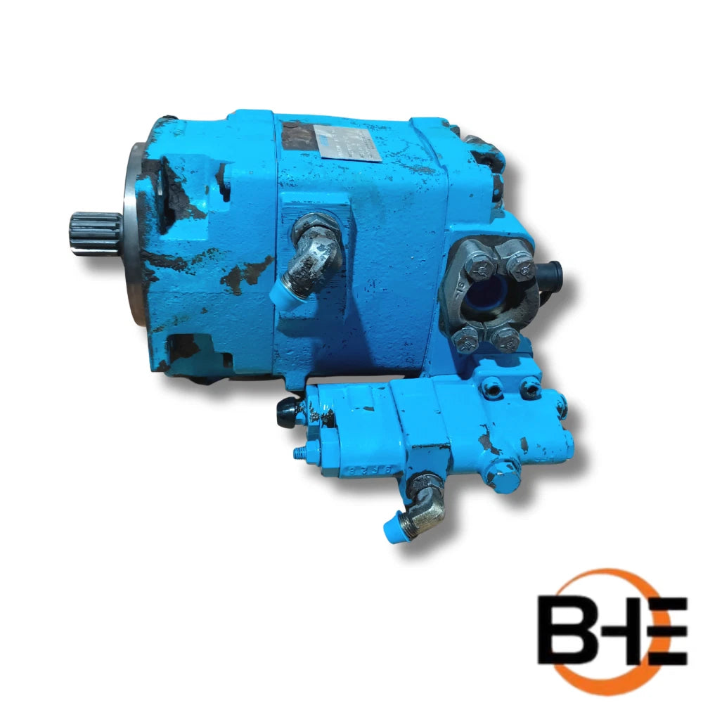 8444227-complete-piston-pump-used-skytrak