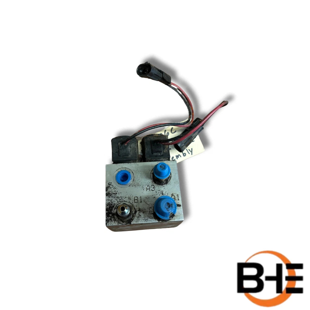 39076C Circuit Selector Valve (Used) | Lull