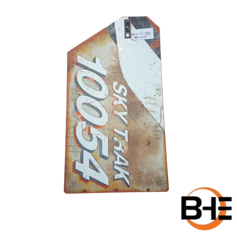 7138709 Left Side Access Panel (Used) | Skytrak