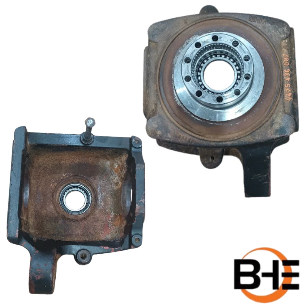 Part Number 1321246 HOUSING JOINT (RIGHT SIDE, REAR) (Used) | SkyTrak