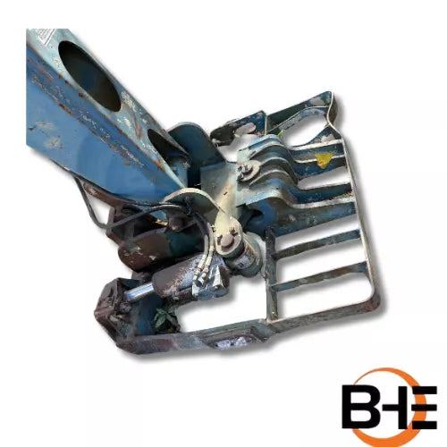 91085058 48" Side Tilt Carriage (Used) | Gradall