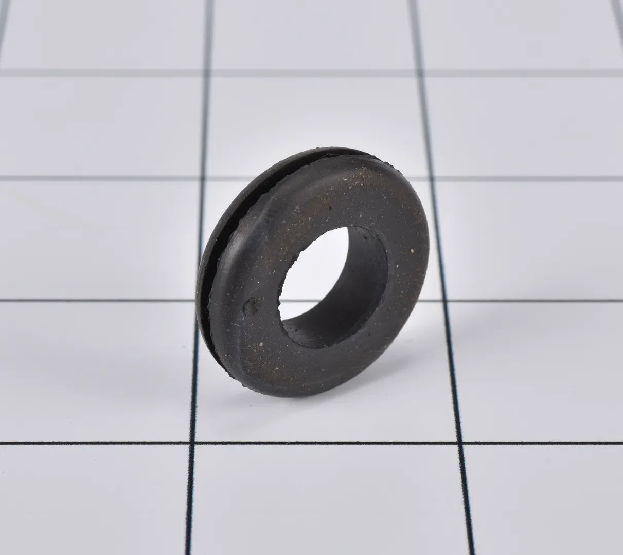 1001101025 Grommet, 1/2" Id | JLG