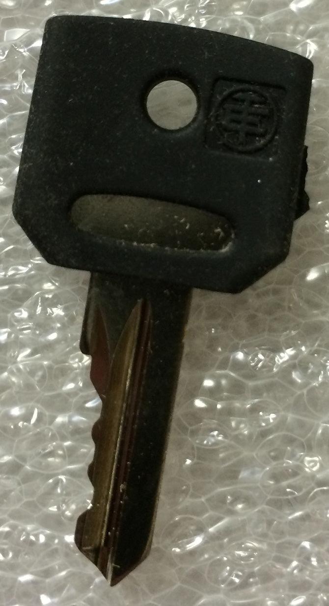 104466 Key Genuine Skyjack