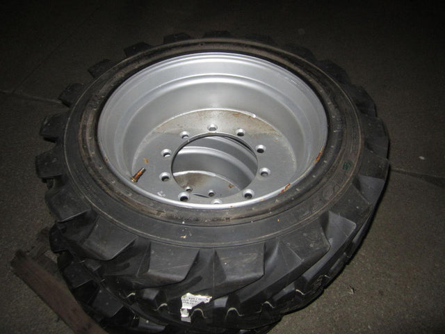 0271086 15-625 Ff Tire, Wheel (Rh) | JLG - BHE Parts Store