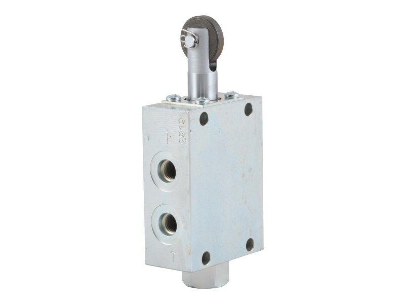4640871 Valve, (3 Way Cam) for JLG Equipment | BHE Lift Parts