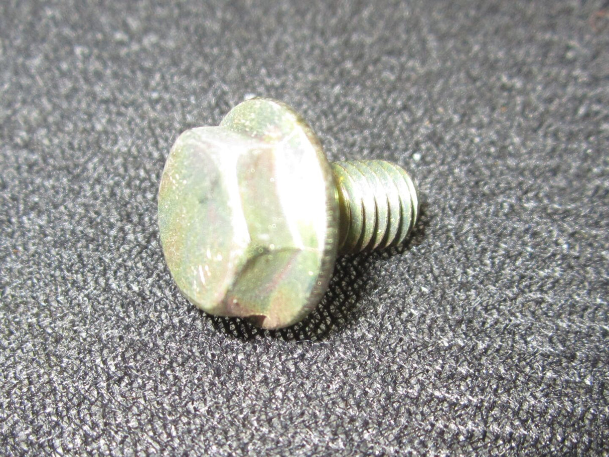 5200605 Perno, Ripp A3C M-6 X 10 | JLG