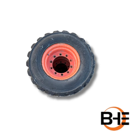 0257875-tire-and-wheel-assembly-pneumatic-used-l-jlg