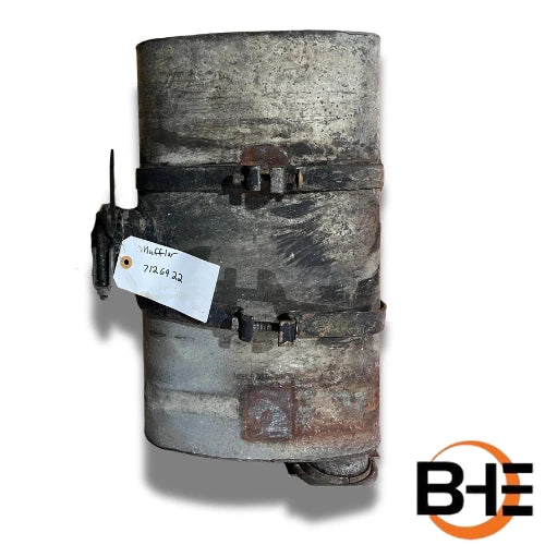 7126922 Muffler (Used) | Skytrak